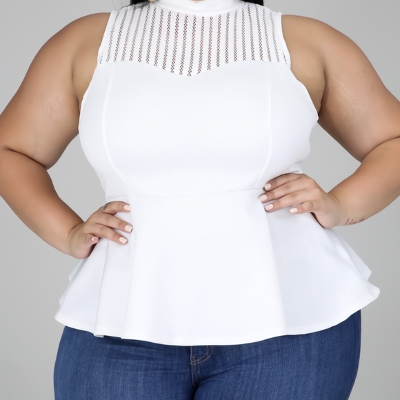 White top - Picture 1 of 1